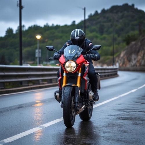 Adventure pneumatiky pro silniční použití